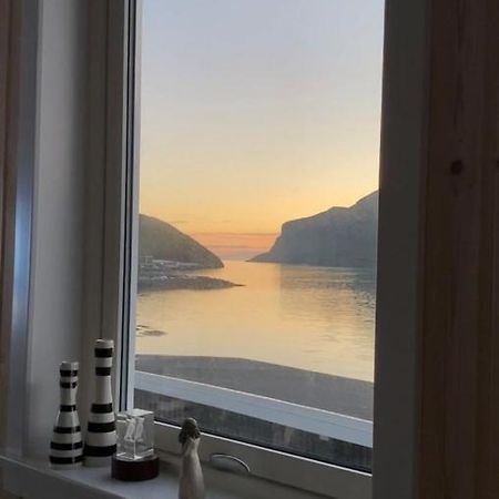 The Old House Close To The Ferry To MykinesSørvágur エクステリア 写真